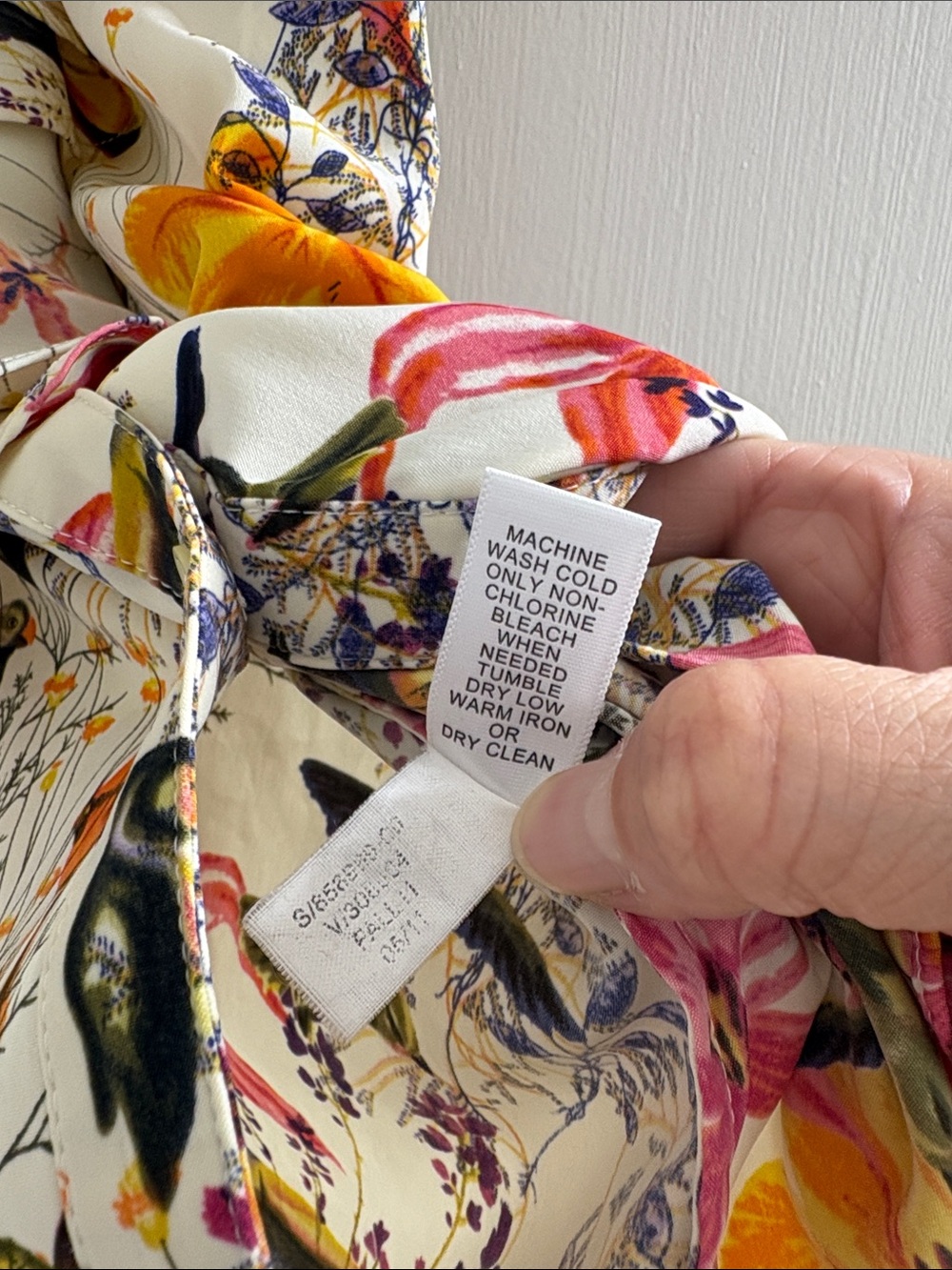 Banana Republic Ruffle Tank Top - Picture 3 of 6